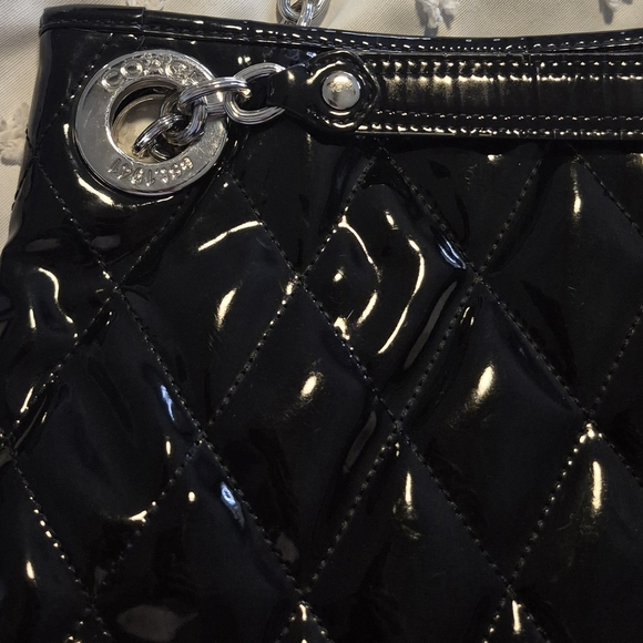 Coach Stunning Black Patent Leather Shoulder Bag - Picture 8 of 10